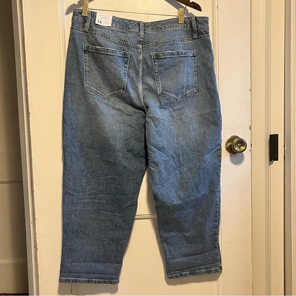 Lane Bryant denim boyfriend capris Petite  mid-rise size 14p NWT - Picture 2 of 8
